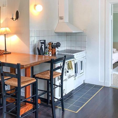 Nice Home In Mantorp With Kitchen Екстер'єр фото
